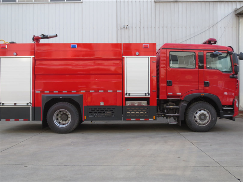 豪沃單橋泡沫消防車(chē)(8噸)圖片